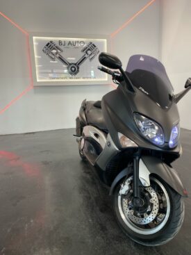YAMAHA T-MAX