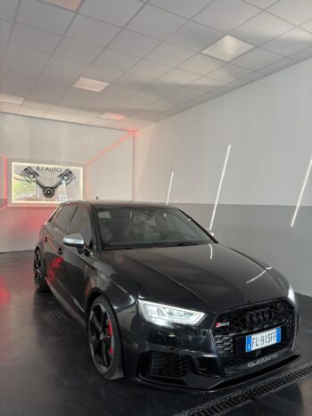 AUDI RS3
