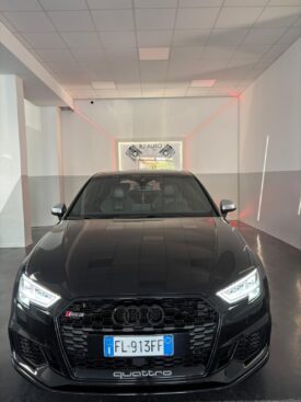 AUDI RS3