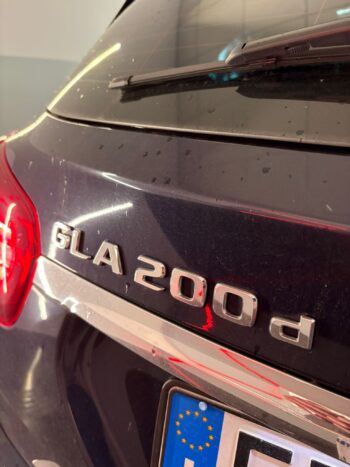 MERCEDES GLA 200 d